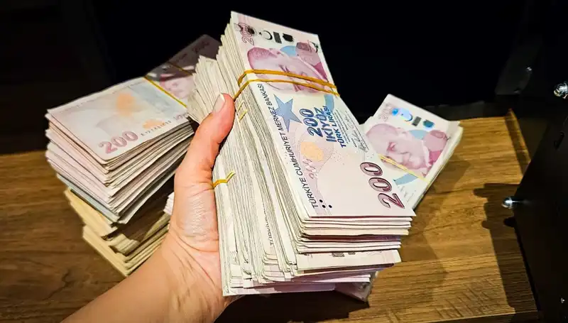 Türkiye'nin Mevduat Pazarında Rekor: 12 Trilyon Lira Nereye Gidiyor?