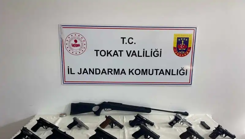 Tokat'ta Düzenlenen Kaçak Silah Operasyonunda İki Şahıs Yakalandı