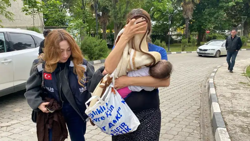 Evlerden Hırsızlık Yapan Kadın Yakalandı: Olayın Ardındaki Gizem Çözüldü