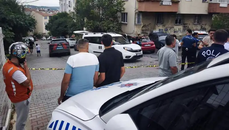 İstanbul'da Silahlı Saldırı: Bir Kişi Hayatını Kaybetti, Ortalık Karıştı!