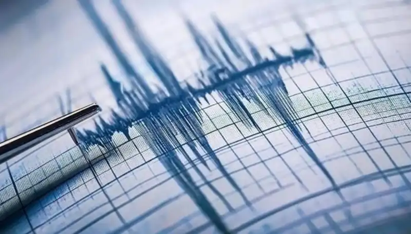 Antalya'da Beklenmedik Deprem: 3,8 Büyüklüğündeki Sarsıntı Neleri Değiştirdi?