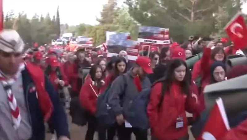 Çanakkale Zaferi'nin 110. Yılı: 57. Alay Vefa Yürüyüşücoşkuyla Başladı
