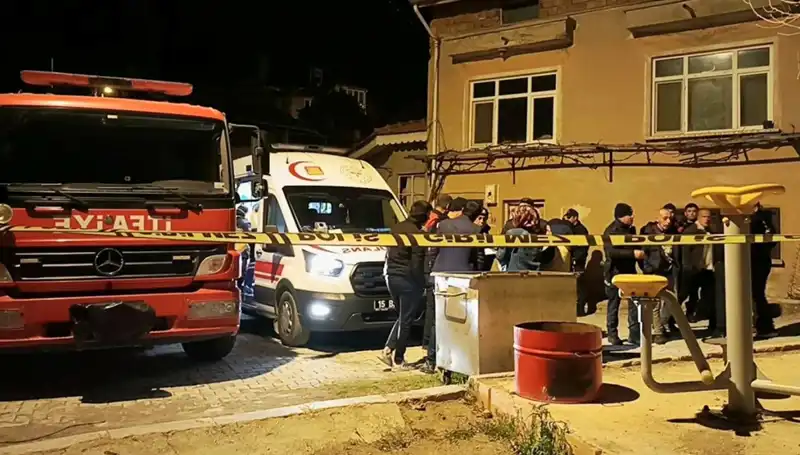 Yaşlı Adamın Yanmış Cansız Bedeni: Gizemli Ölüm Olayı Ortaya Çıktı