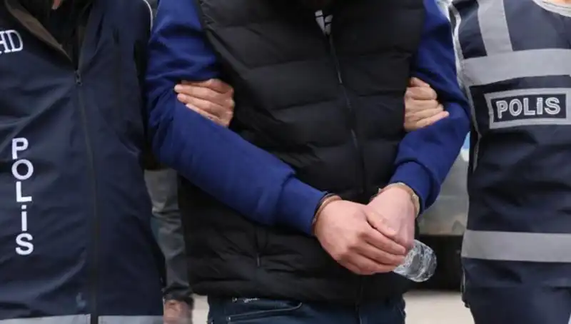 DAEŞ’e Yönelik 4 İl'de Şok Operasyon: 4 Gözaltı Gerçekleşti