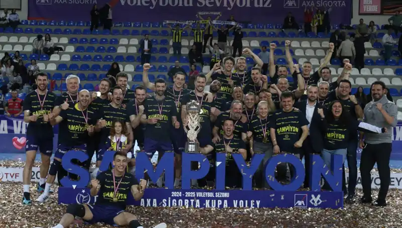 Fenerbahçe, Kupa Voley'de Zaferle Taçlandırdı: Şampiyonluk Yolu