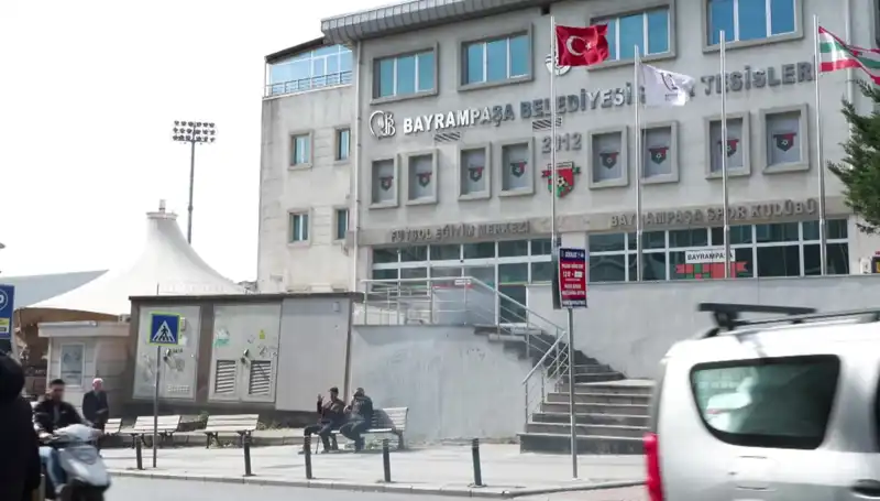 Arda Turan Spor Kompleksi'nin Otoparkındaki Su Baskını Büyük Şaşkınlık Yarattı